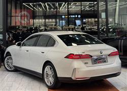 بي ام دبليو الفئة 5